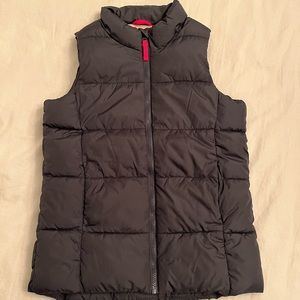 Old Navy Girls puffer vest - girls XL